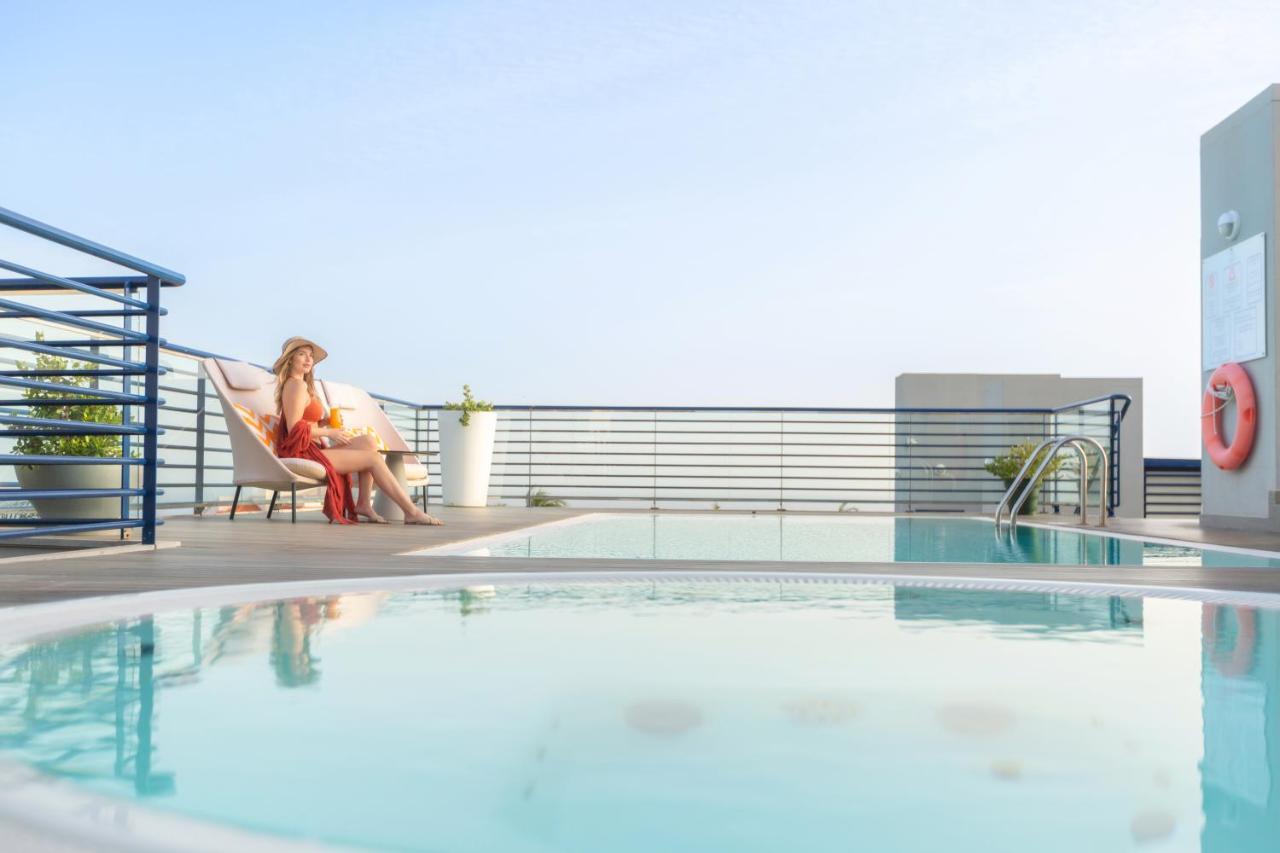 Terrace Mar Suite Hotel Funchal  Bagian luar foto