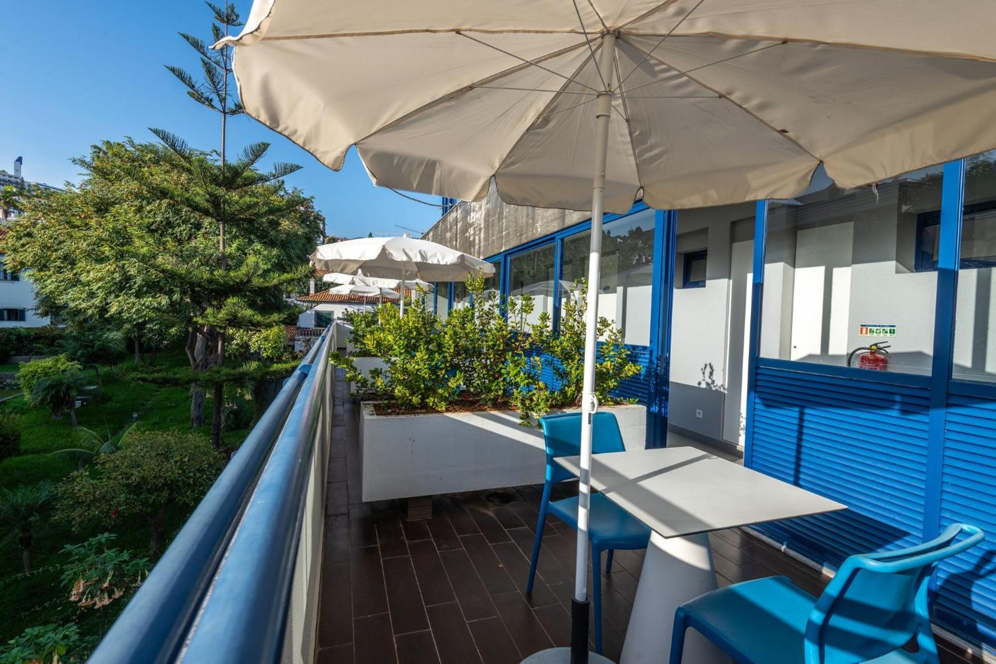 Terrace Mar Suite Hotel Funchal  Bagian luar foto